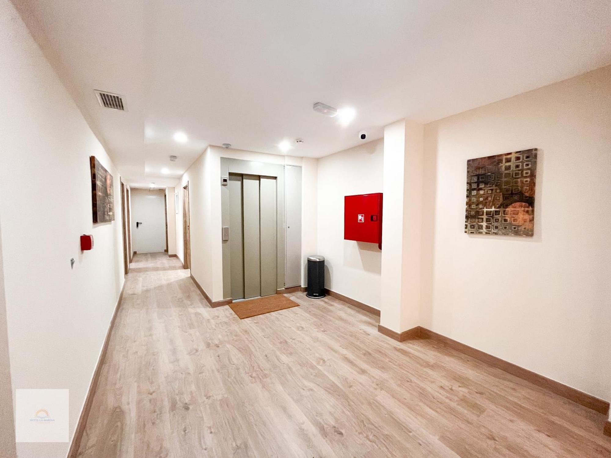 Hotel La Marina Elche La Mariña Εξωτερικό φωτογραφία