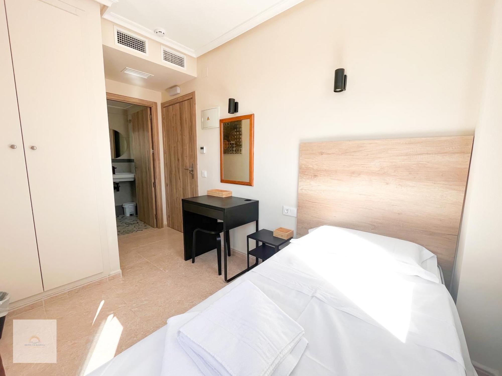 Hotel La Marina Elche La Mariña Εξωτερικό φωτογραφία