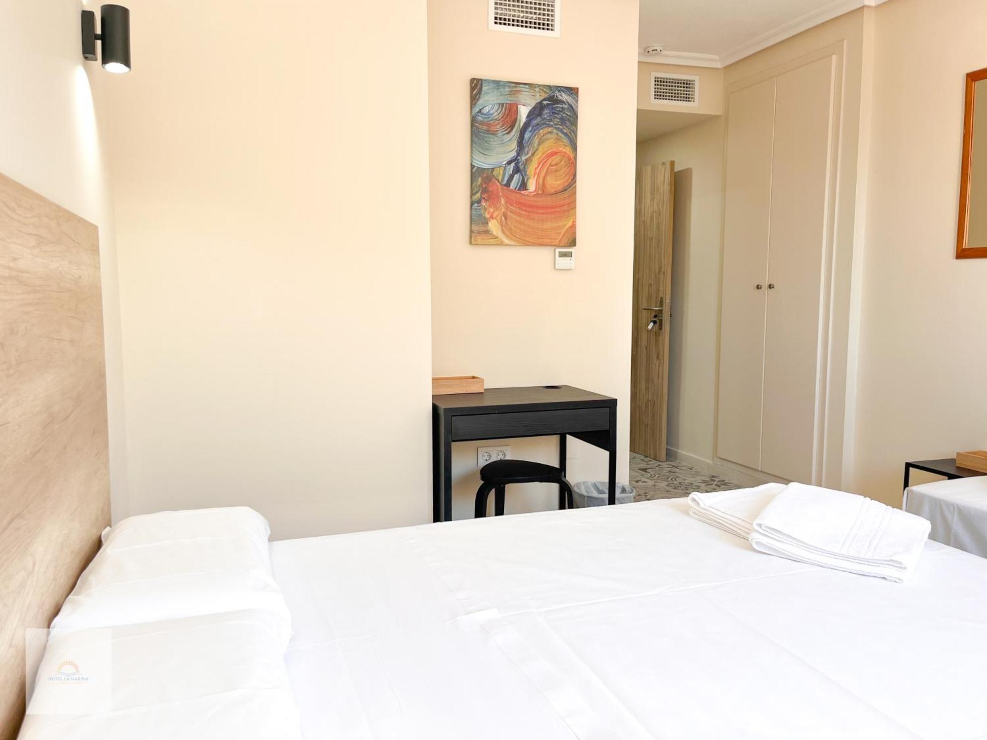 Hotel La Marina Elche La Mariña Εξωτερικό φωτογραφία