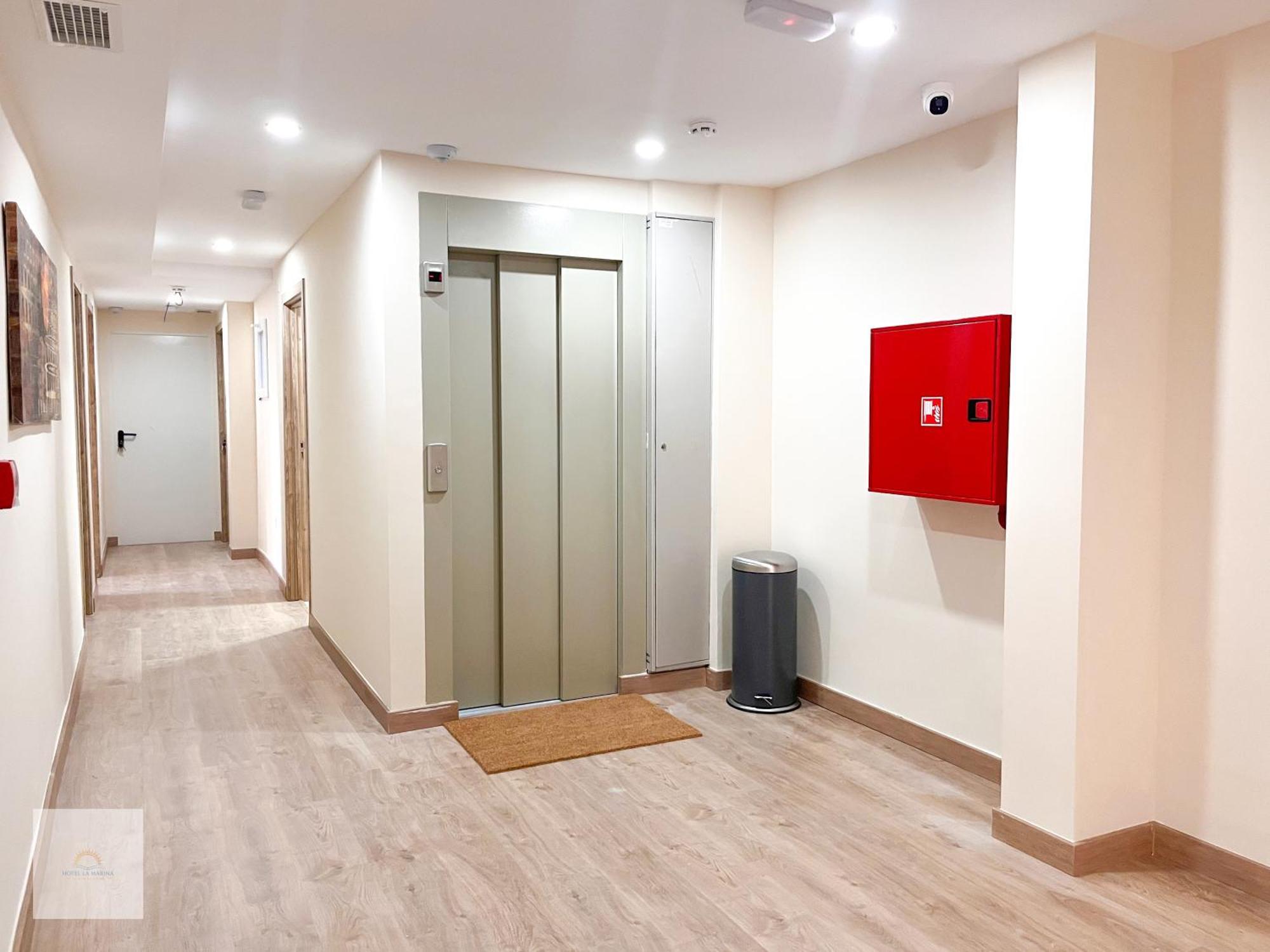 Hotel La Marina Elche La Mariña Εξωτερικό φωτογραφία